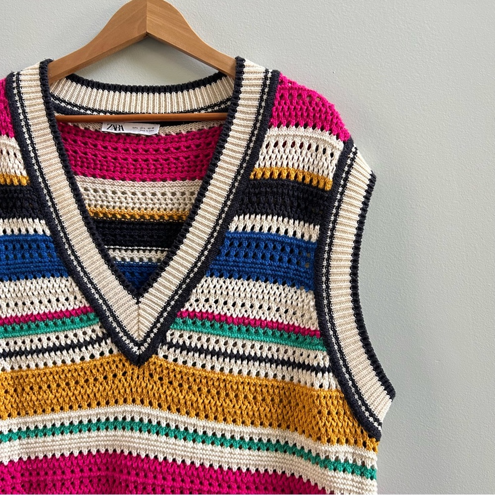 Zara Multicolored Striped V-Neck Oversized Sleeveless Knit Vest, Size Large - Picture 7 of 10